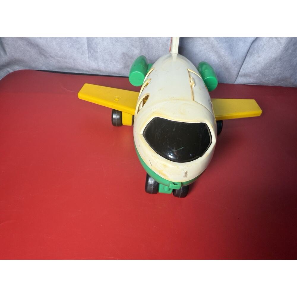 Vintage 1980 Fisher Price little people passenger plane 12" w3people and suitca